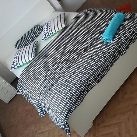 Chopin Street Private Rooms 卡托维兹 外观 照片