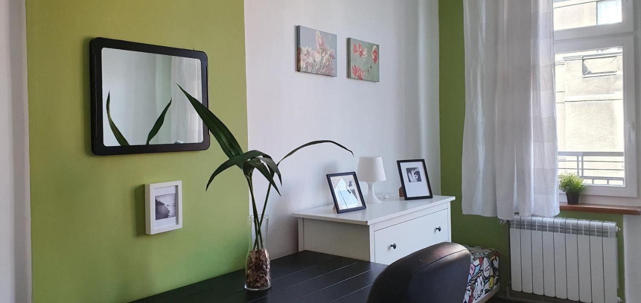 Chopin Street Private Rooms 卡托维兹 外观 照片